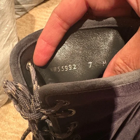 NWOT Stuart Weitzman Metermaid Lace-Up Velvet Suede Boots - Picture 4 of 7